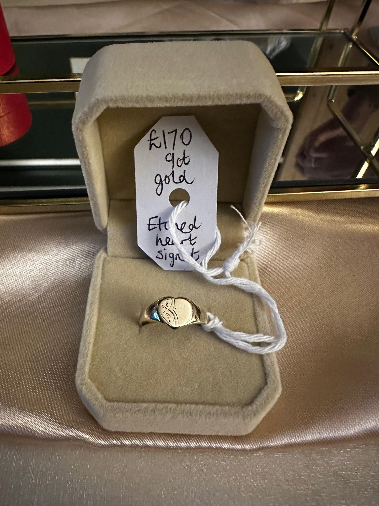 Etched heart signet